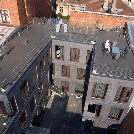 Konrad Old Town Aparthotel タルトゥ エクステリア 写真