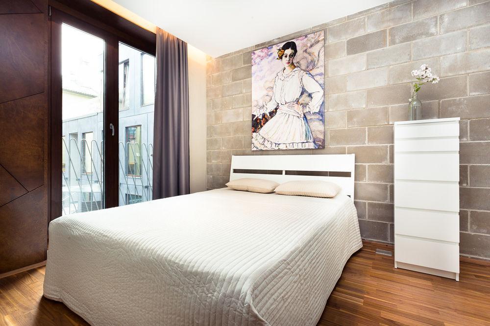 Konrad Old Town Aparthotel タルトゥ エクステリア 写真