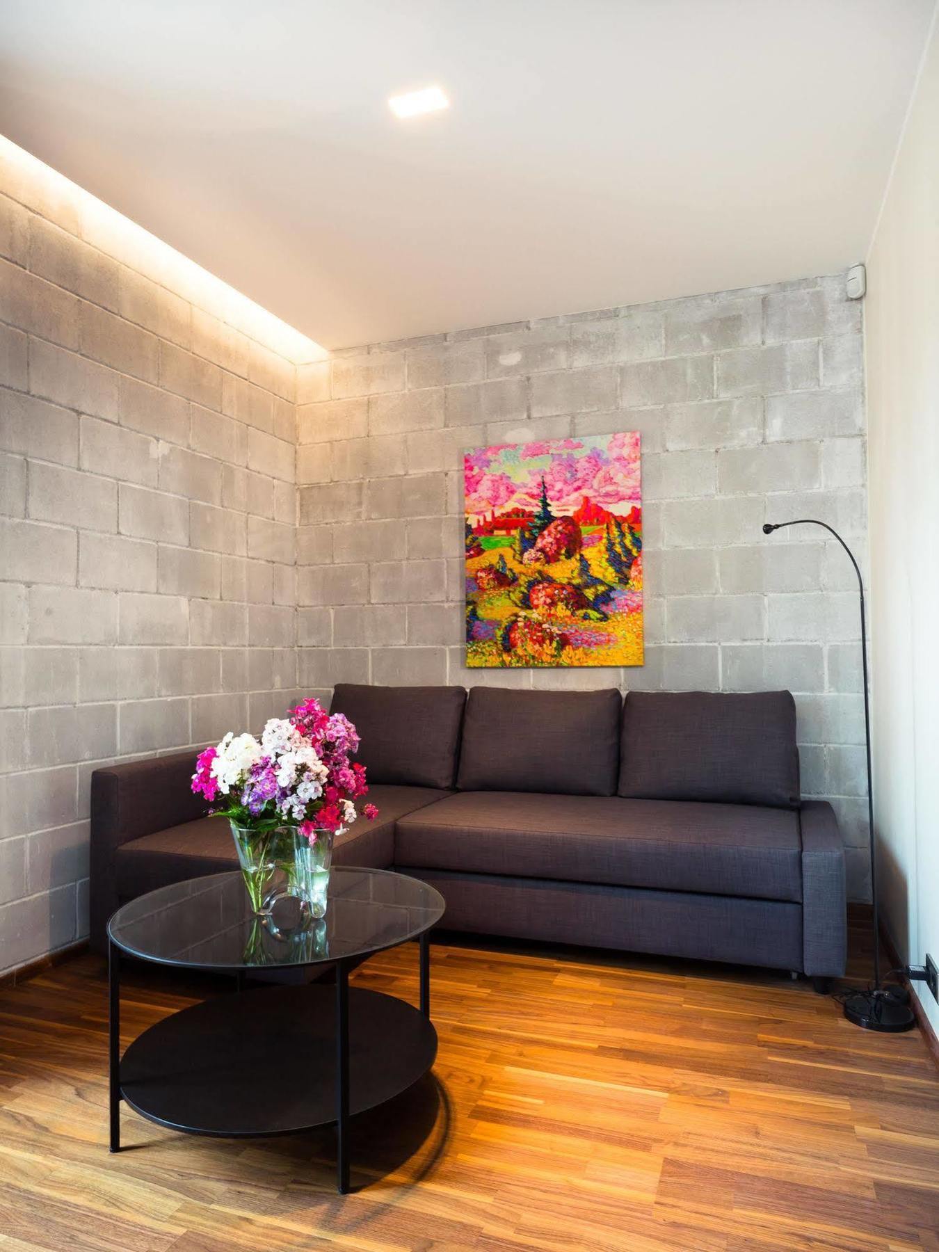 Konrad Old Town Aparthotel タルトゥ エクステリア 写真