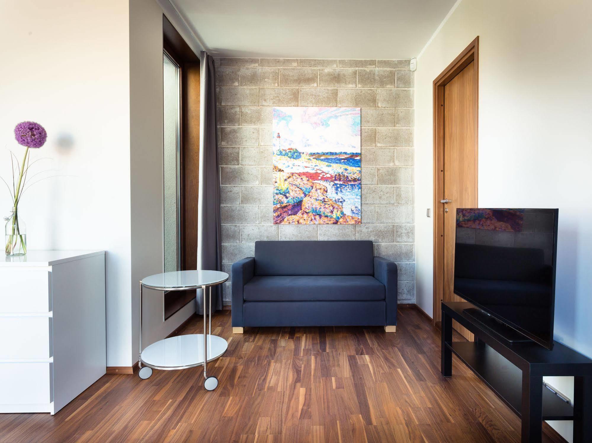 Konrad Old Town Aparthotel タルトゥ エクステリア 写真